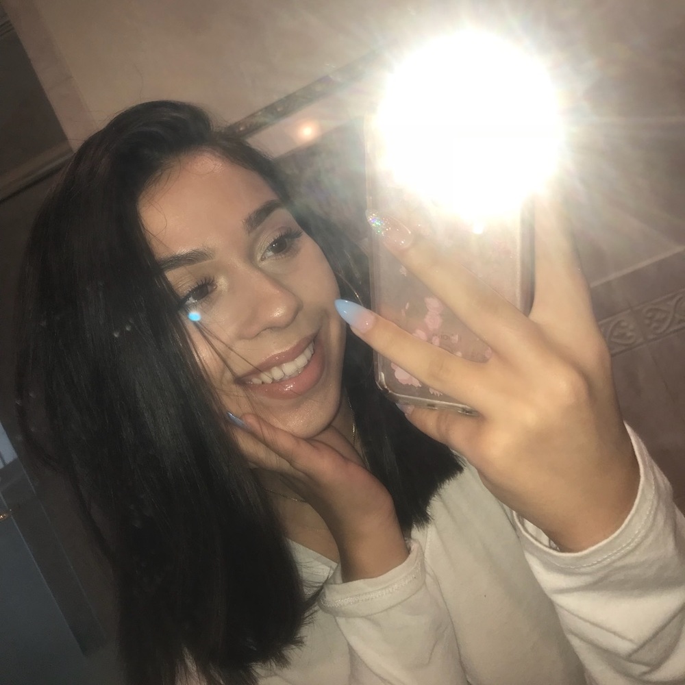 Meet your Posher, Alexa